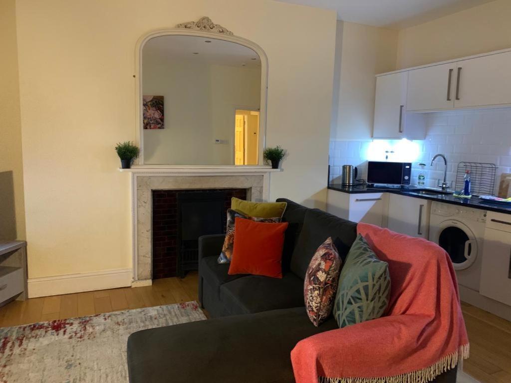 Apartment Beautiful 2 Bedroom In *