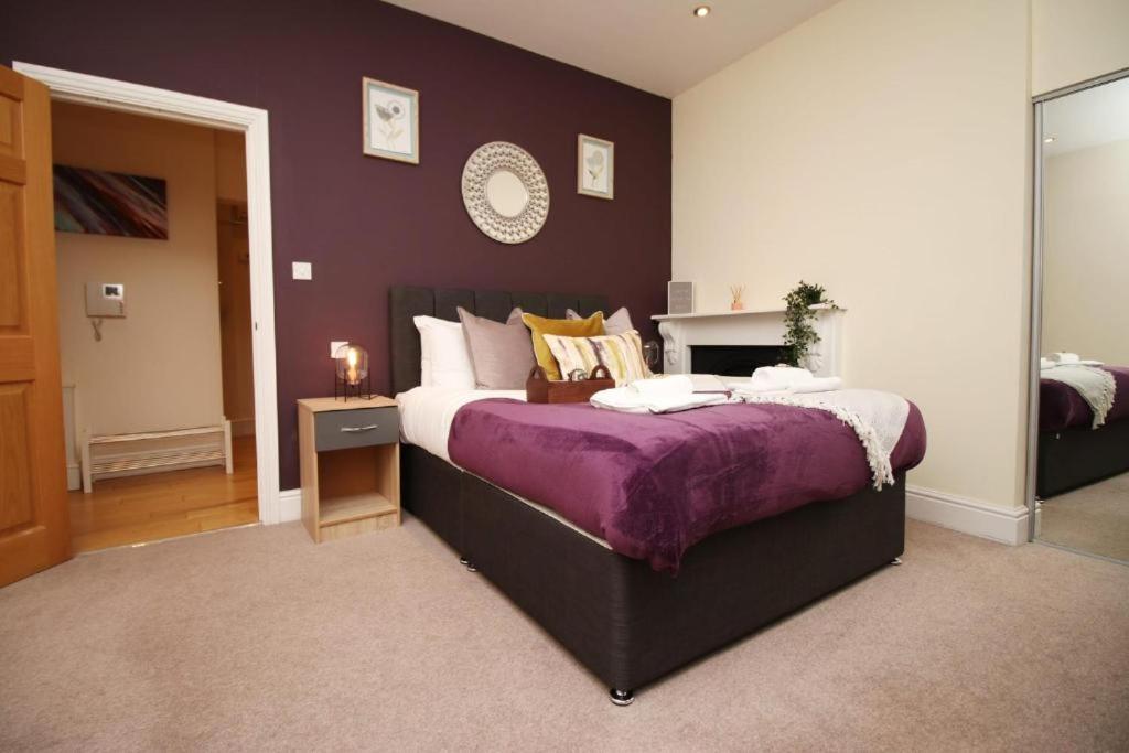 Beautiful 2 Bedroom In