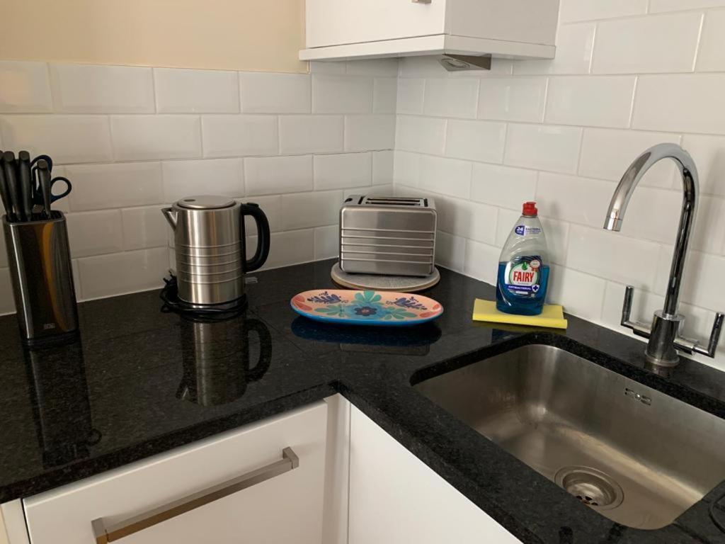Beautiful 2 Bedroom In Bath